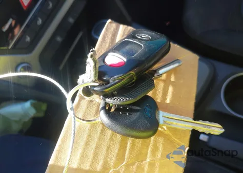 2018 Hyundai Elantra Sel из США, поврежденный, VIN KMHD84LF7JU555244